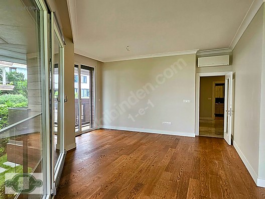 Caddebostan'da Satılık Geniş ve Modern 4+1 Daire | 180 m²