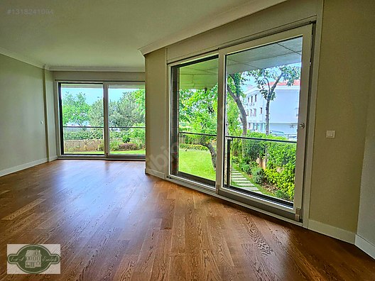 Caddebostan'da Satılık Geniş ve Modern 4+1 Daire | 180 m²