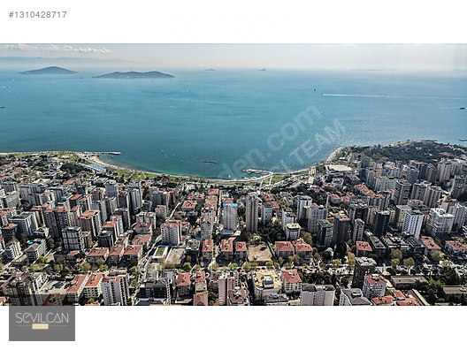 Caddebostan'da Panoramik Manzaralı, 250 m² Genişliğinde 4+1 Lüks Daire