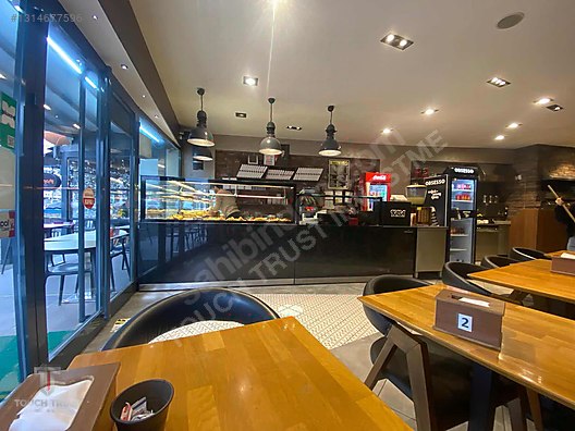 Beylikdüzü Adnan Kahveci'de 170 m² Satılık Dükkan