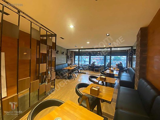 Beylikdüzü Adnan Kahveci'de 170 m² Satılık Dükkan