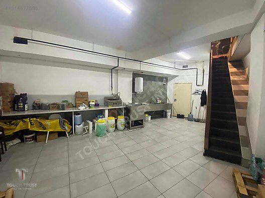 Beylikdüzü Adnan Kahveci'de 170 m² Satılık Dükkan