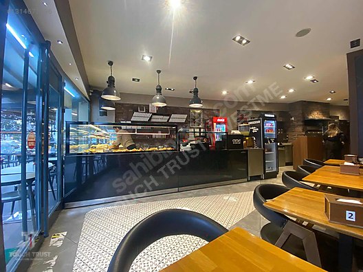 Beylikdüzü Adnan Kahveci'de 170 m² Satılık Dükkan