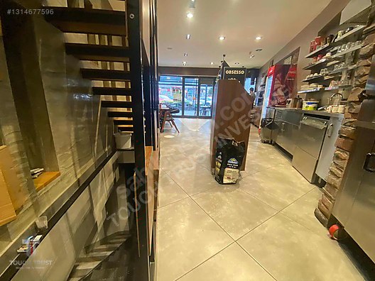 Beylikdüzü Adnan Kahveci'de 170 m² Satılık Dükkan