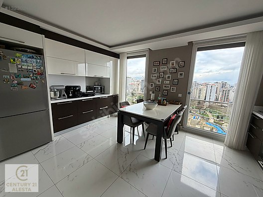 Caddebostan'da Panoramik Manzaralı, Geniş 5+1 Penthouse Daire