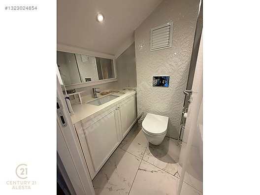 Caddebostan'da Panoramik Manzaralı, Geniş 5+1 Penthouse Daire