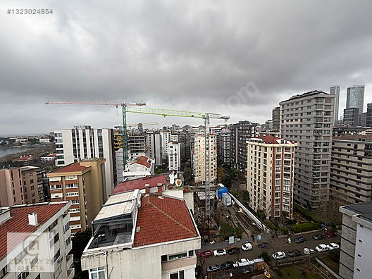 Caddebostan'da Panoramik Manzaralı, Geniş 5+1 Penthouse Daire