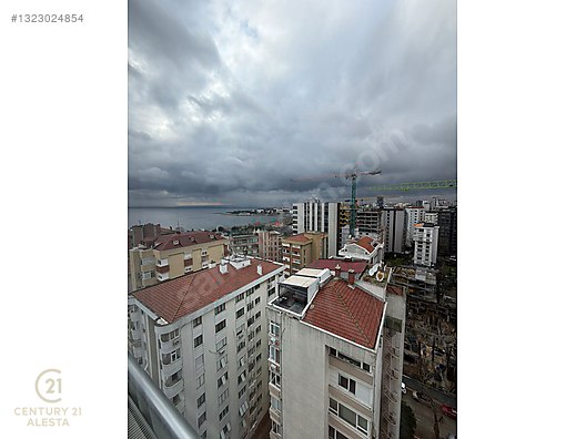 Caddebostan'da Panoramik Manzaralı, Geniş 5+1 Penthouse Daire