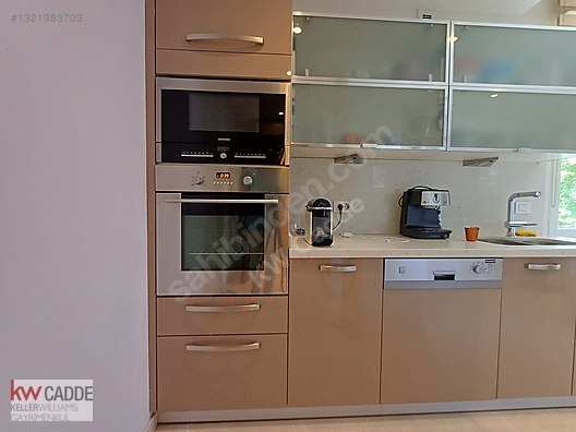 Caddebostan'da Satılık 280 m² Geniş ve Ferah 3+2 Daire