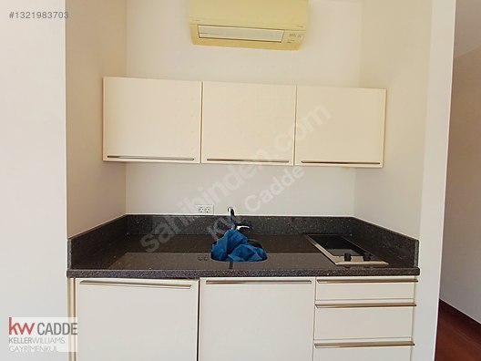 Caddebostan'da Satılık 280 m² Geniş ve Ferah 3+2 Daire